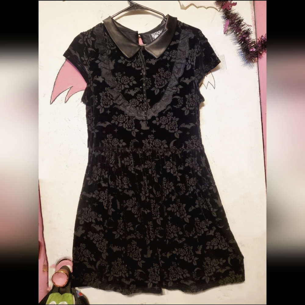 Killstar Envoke Me Rose Moon Bat Velvet Gothic Dress Hot Topic Dollskill Widow